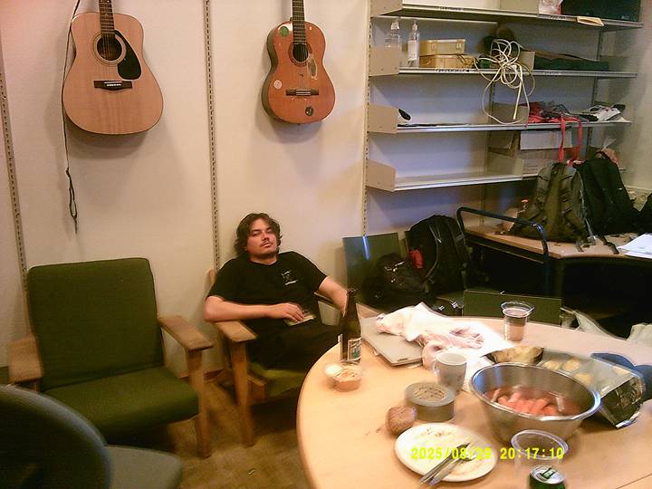 rushyg/20250829201710_00