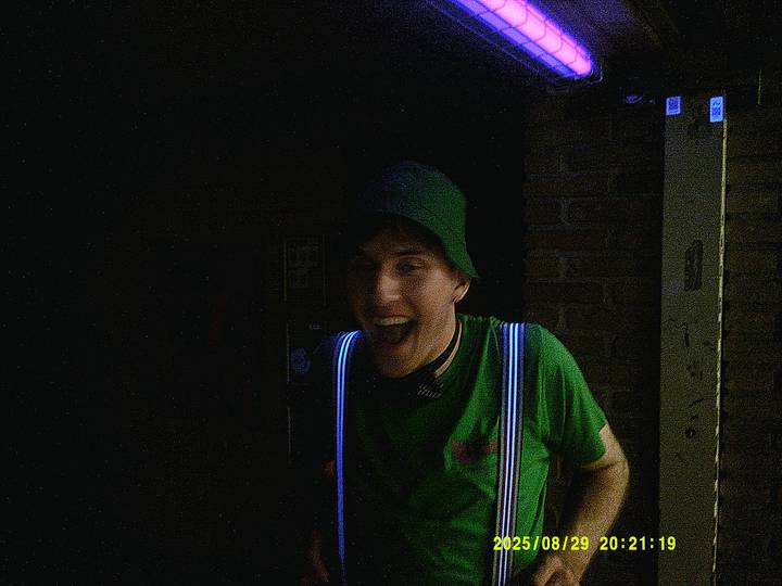 rushyg/20250829202119_00