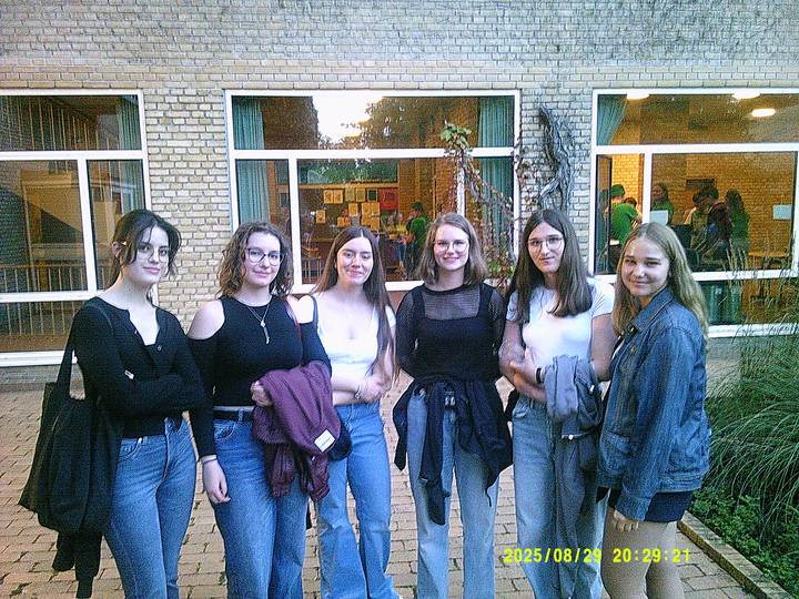 rushyg/20250829202921_00