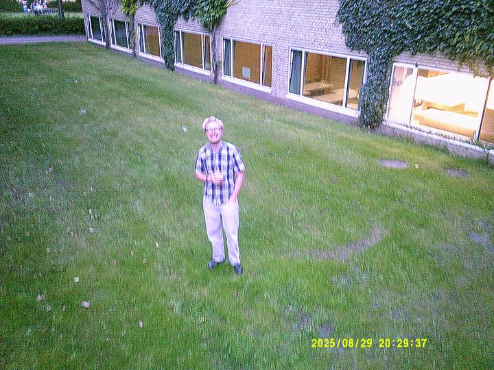 rushyg/20250829202937_00