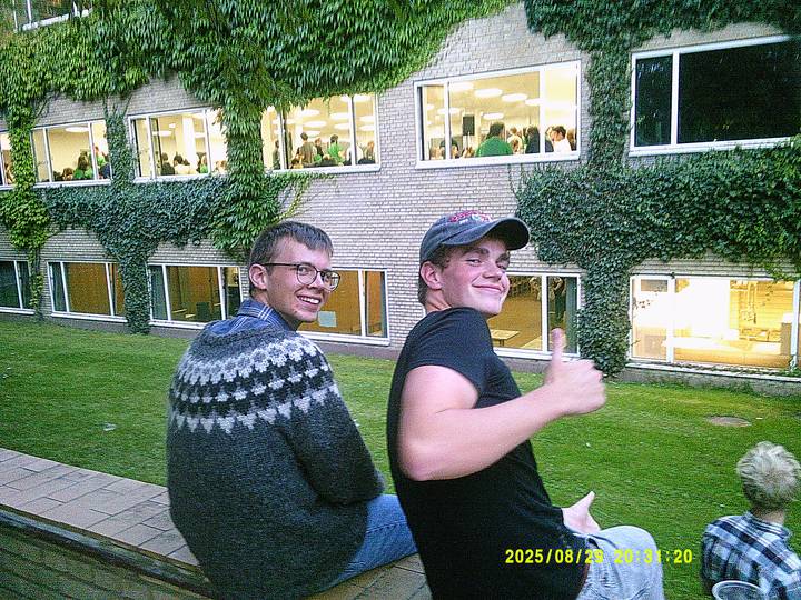 rushyg/20250829203120_00