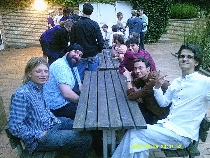 rushyg/20250829203153_00