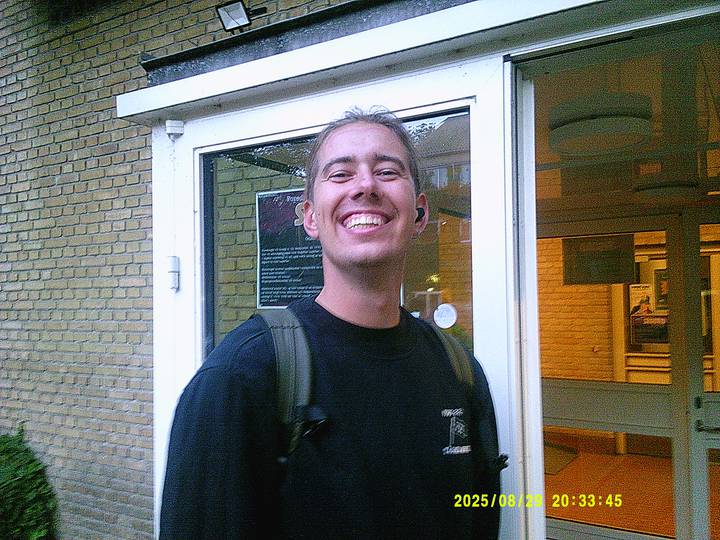 rushyg/20250829203345_00