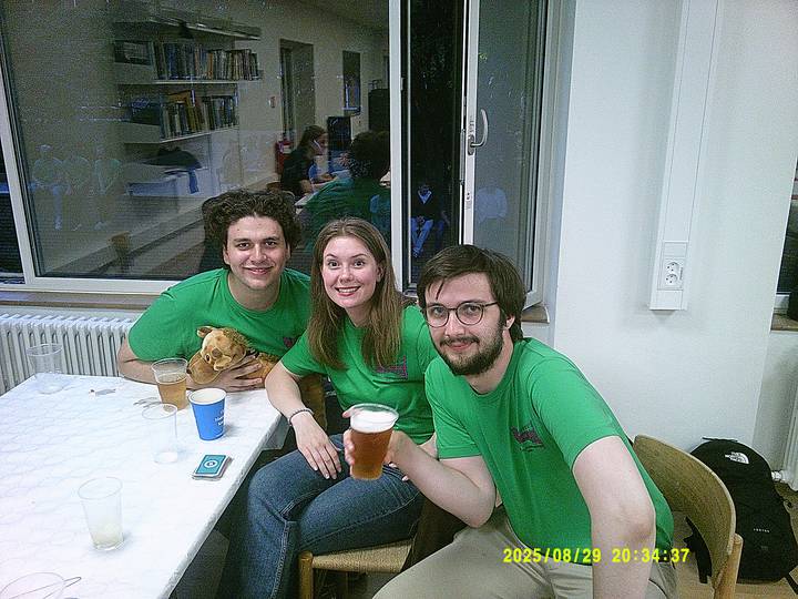 rushyg/20250829203437_00