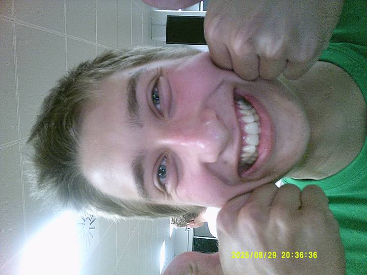 rushyg/20250829203636_00