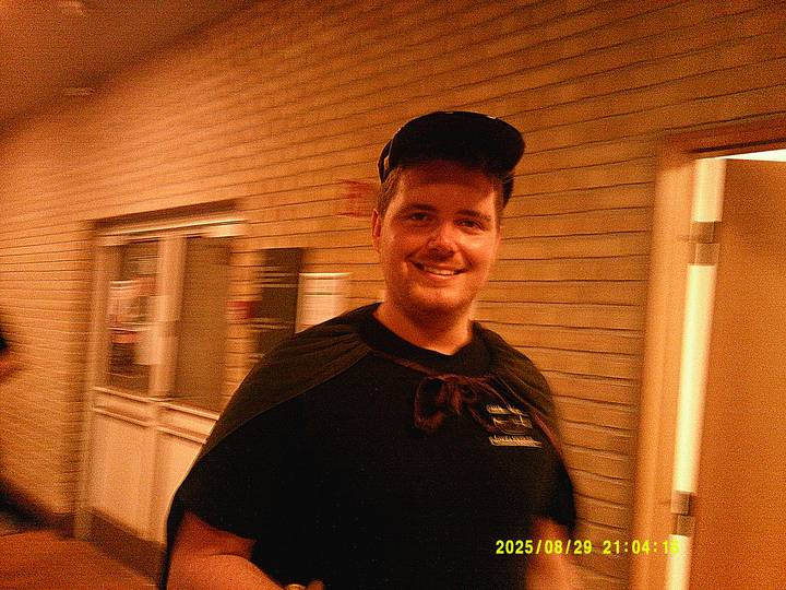 rushyg/20250829210416_00