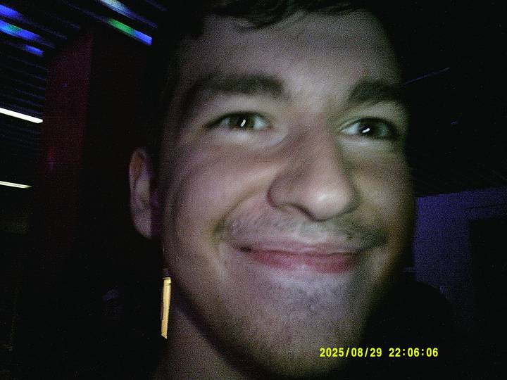 rushyg/20250829220606_00