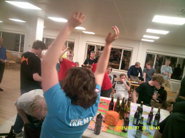 tk-open/20250507221645_00