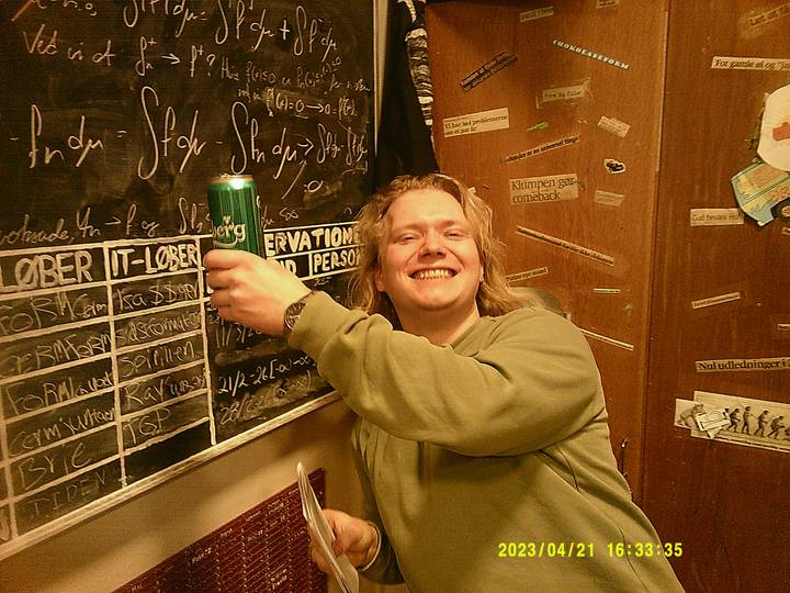 47-dag/20230421163335_00