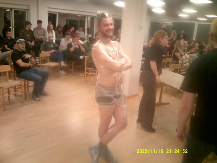 bodycrashing/20251119212452_00