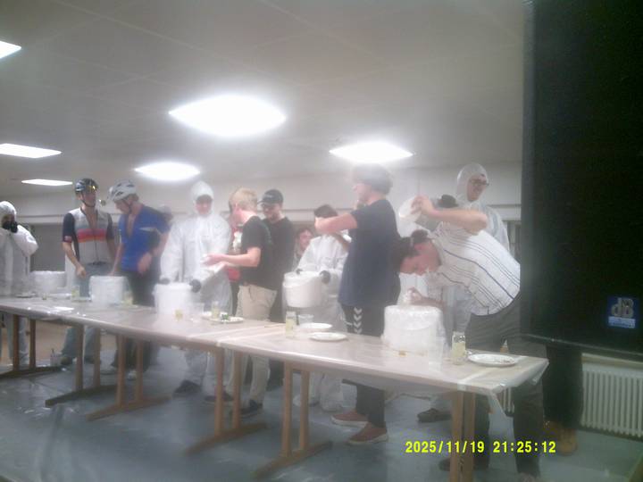 bodycrashing/20251119212512_00