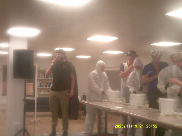 bodycrashing/20251119212552_00