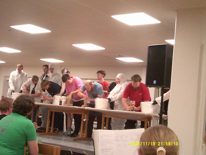 bodycrashing/20251119215810_00