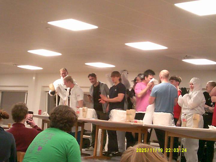 bodycrashing/20251119220324_00