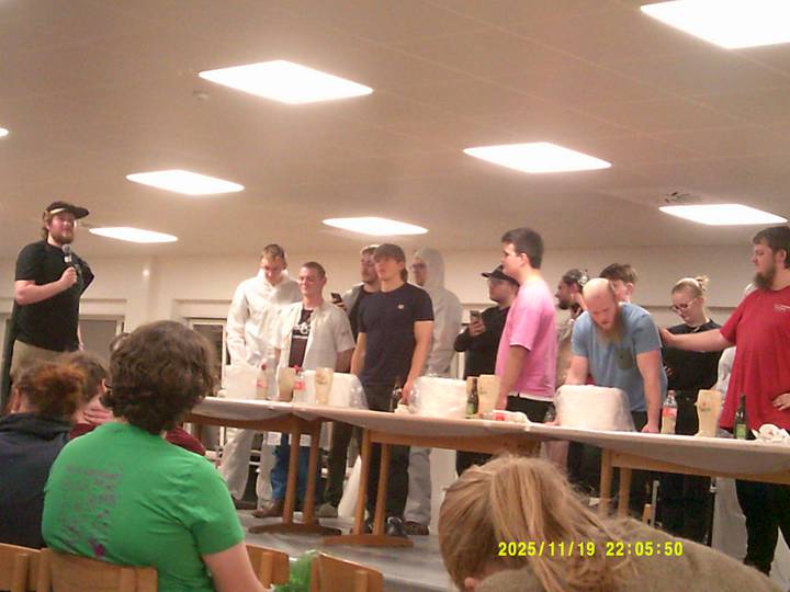 bodycrashing/20251119220550_00