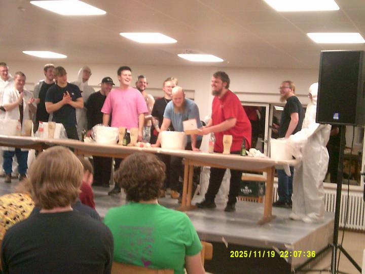 bodycrashing/20251119220736_00