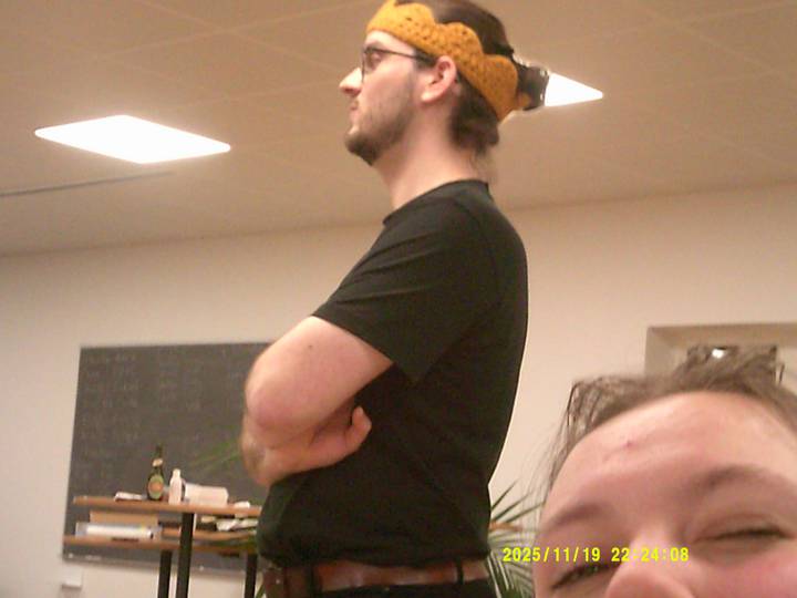 bodycrashing/20251119222408_00