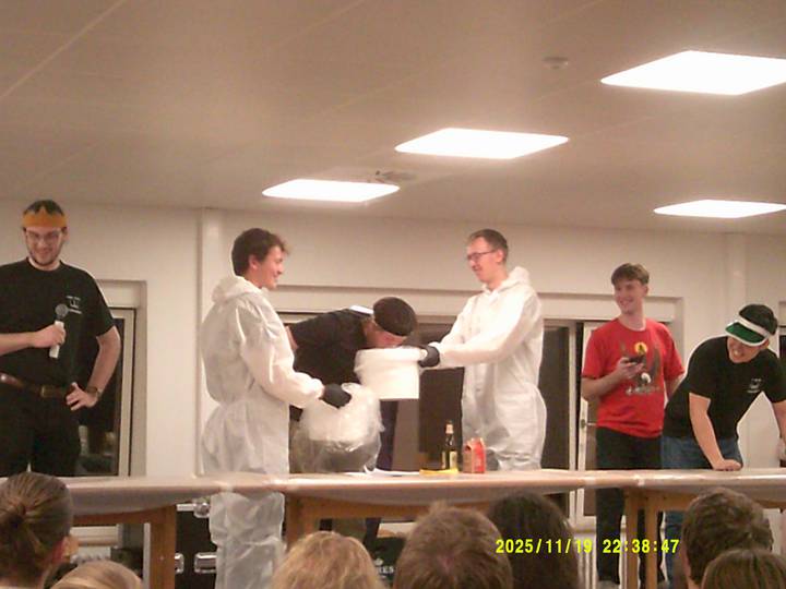 bodycrashing/20251119223847_00