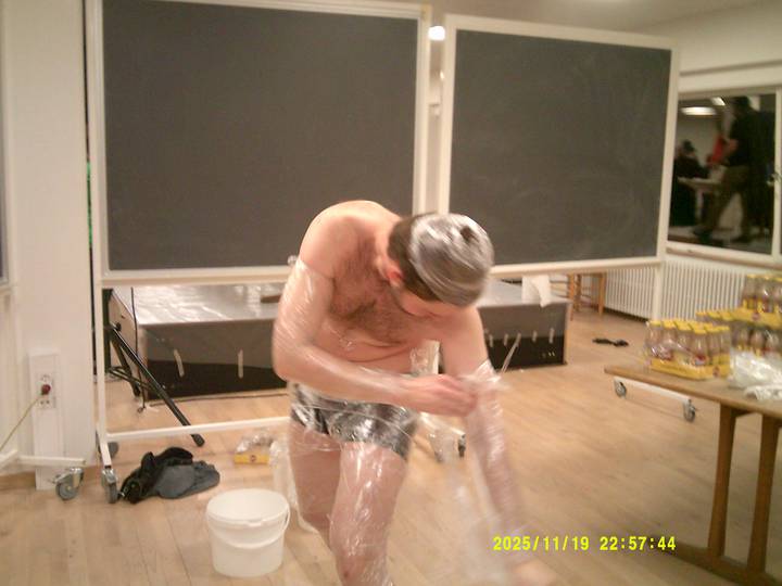 bodycrashing/20251119225744_00