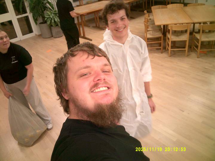 bodycrashing/20251119231253_00