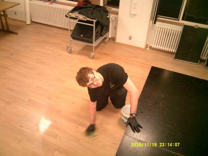 bodycrashing/20251119231407_00