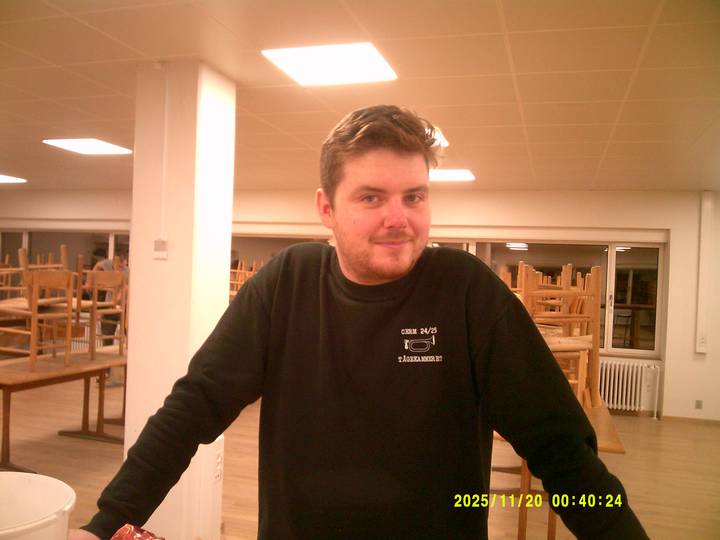 bodycrashing/20251120004024_00