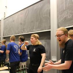 En Kasse I En Festforening
