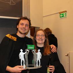 En Kasse I En Festforening