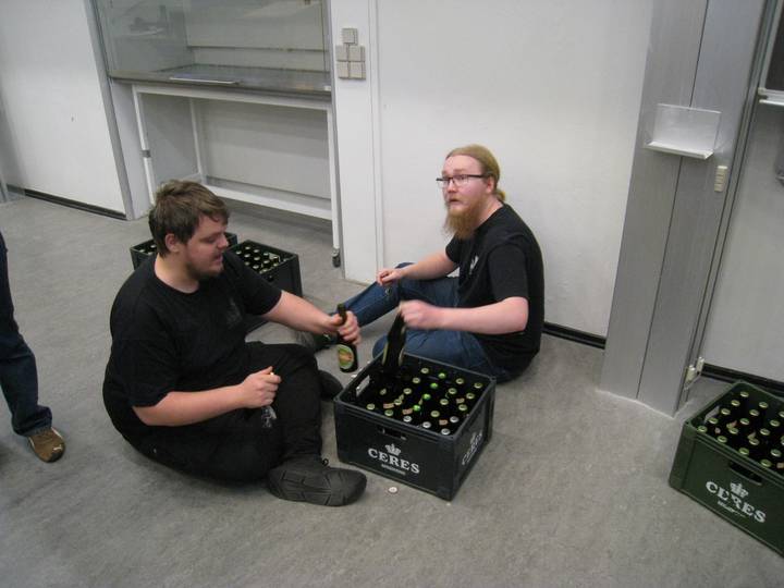 en-kasse-i-en-festforening/20260227163852_00