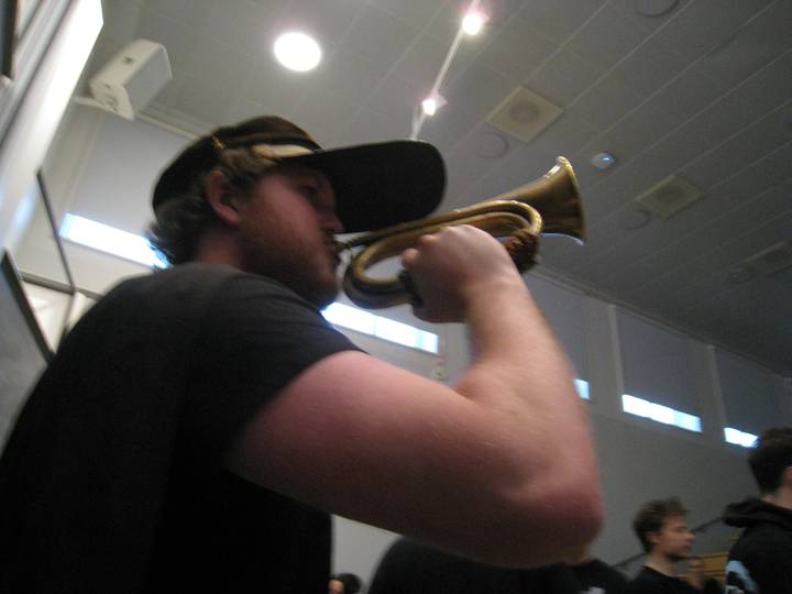 en-kasse-i-en-festforening/20260227170426_00