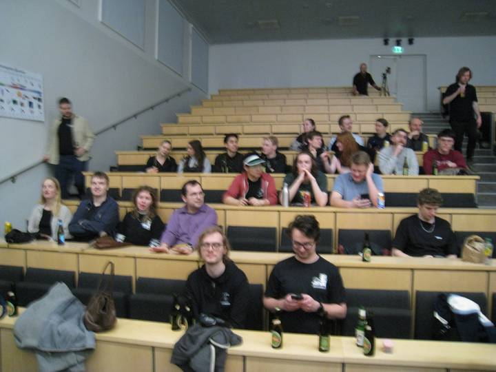 en-kasse-i-en-festforening/20260227170500_00