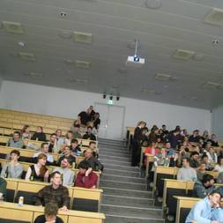 En Kasse I En Festforening