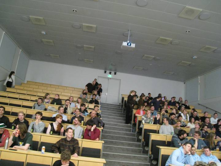 en-kasse-i-en-festforening/20260227170926_00