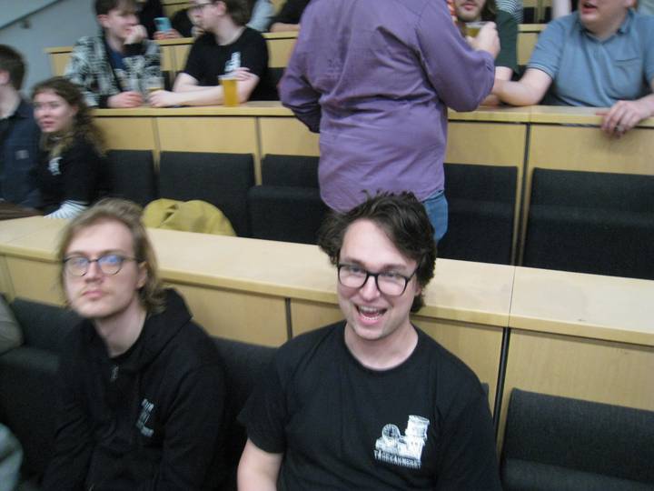 en-kasse-i-en-festforening/20260227171349_00