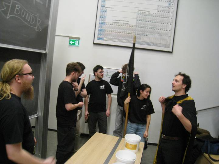 en-kasse-i-en-festforening/20260227171706_00