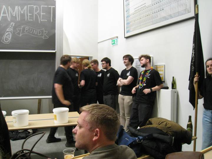 en-kasse-i-en-festforening/20260227172029_00