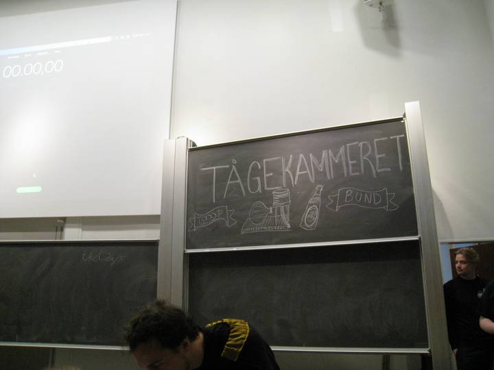 en-kasse-i-en-festforening/20260227172055_00