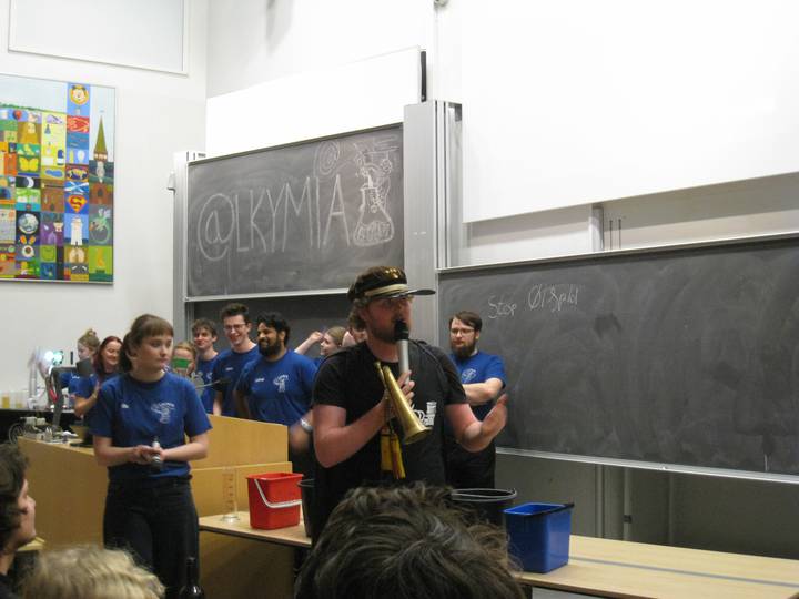 en-kasse-i-en-festforening/20260227172126_00