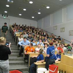 En Kasse I En Festforening