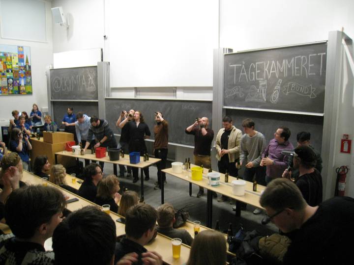 en-kasse-i-en-festforening/20260227172651_00