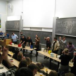 En Kasse I En Festforening