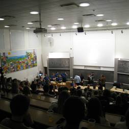 En Kasse I En Festforening