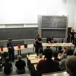 En Kasse I En Festforening