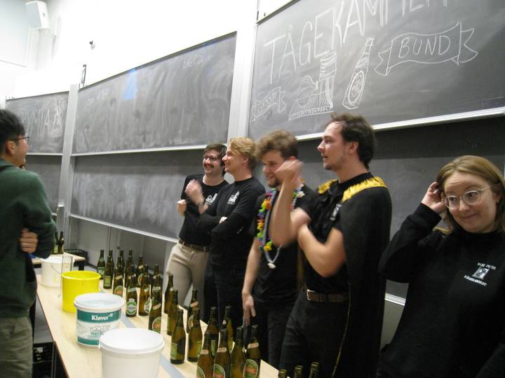 en-kasse-i-en-festforening/20260227173602_00