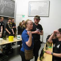 En Kasse I En Festforening