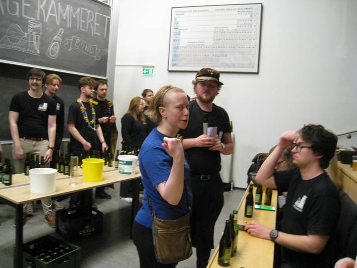 en-kasse-i-en-festforening/20260227174320_00