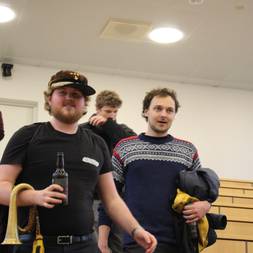 En Kasse I En Festforening