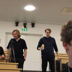 En Kasse I En Festforening