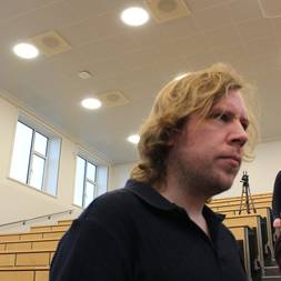 En Kasse I En Festforening