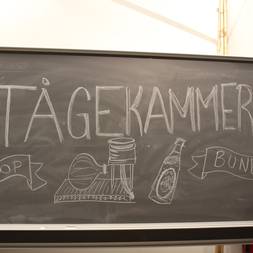 En Kasse I En Festforening